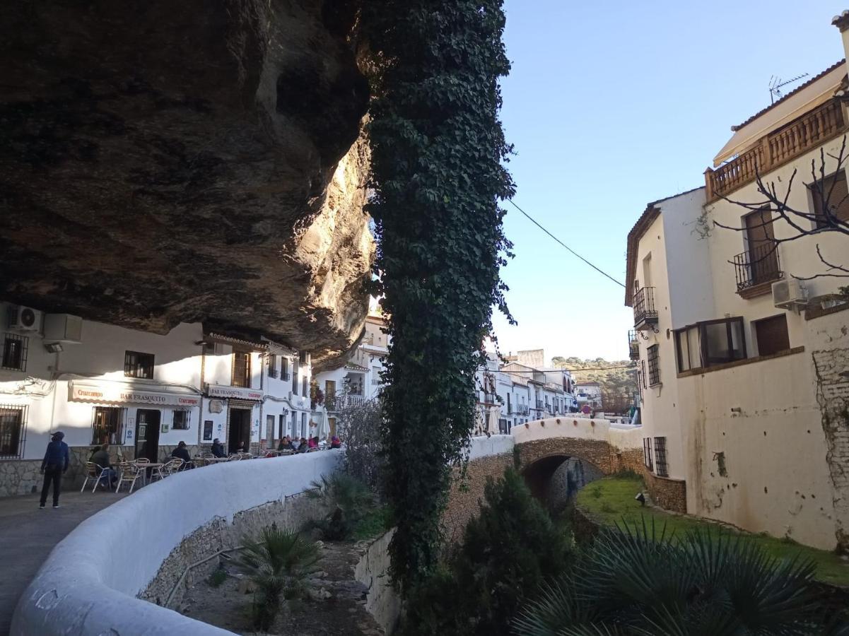 Casa Rural Abril Setenil De Las Bodegas Exterior photo